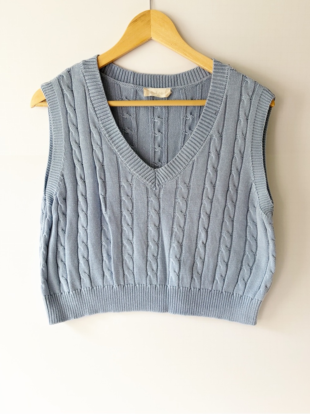Altar'd State Cable Knit V-Neck Sweater Vest Light Blue Size Medium Cropped Fit
